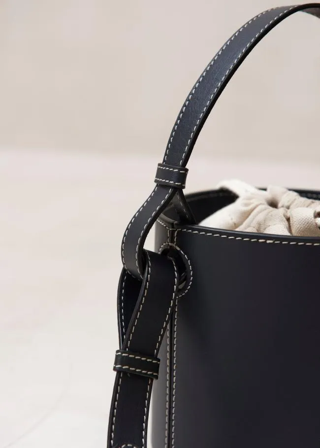 ALOHAS Bags The U 8211 Blue Leather Handbag 8211 Women