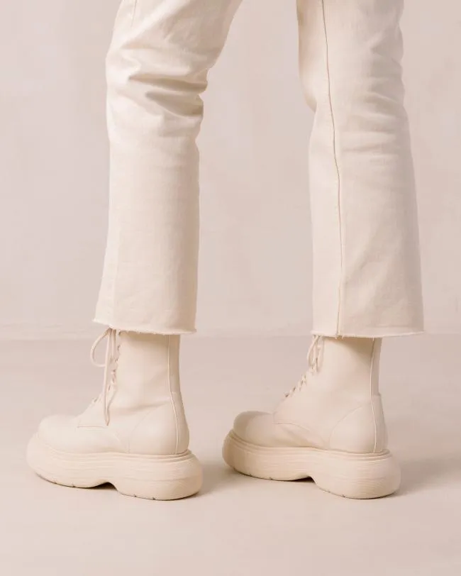 ALOHAS Boots Gouache 8211 White Vegan Leather Boots 8211 Women