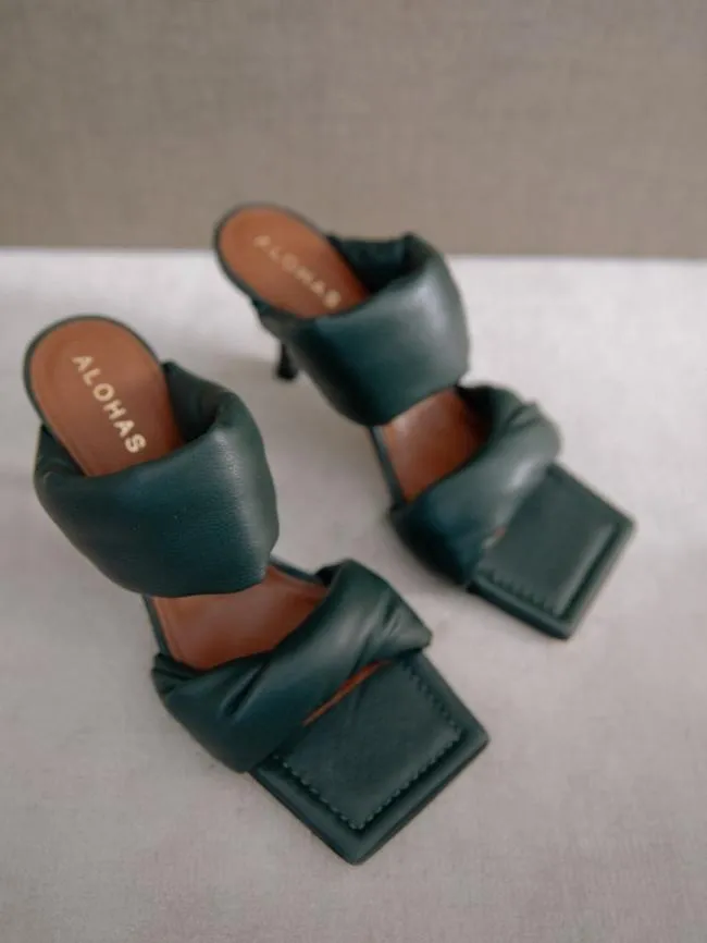 ALOHAS Mules Twist Strap 8211 Green Leather Mules 8211 Women