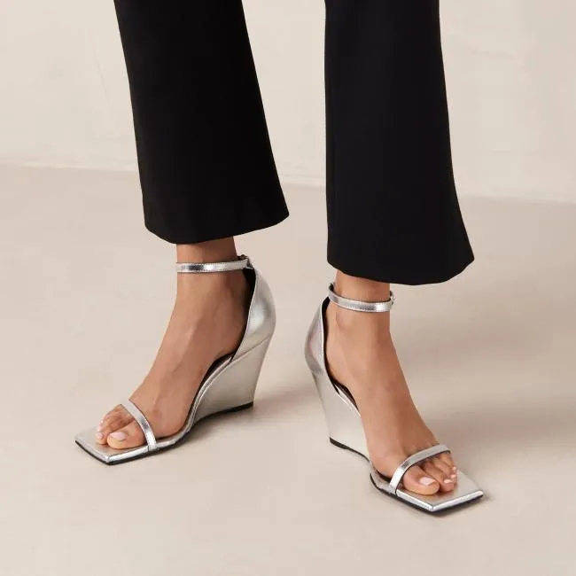 ALOHAS Sandals Gata 8211 Silver Wedge Sandals 8211 Women