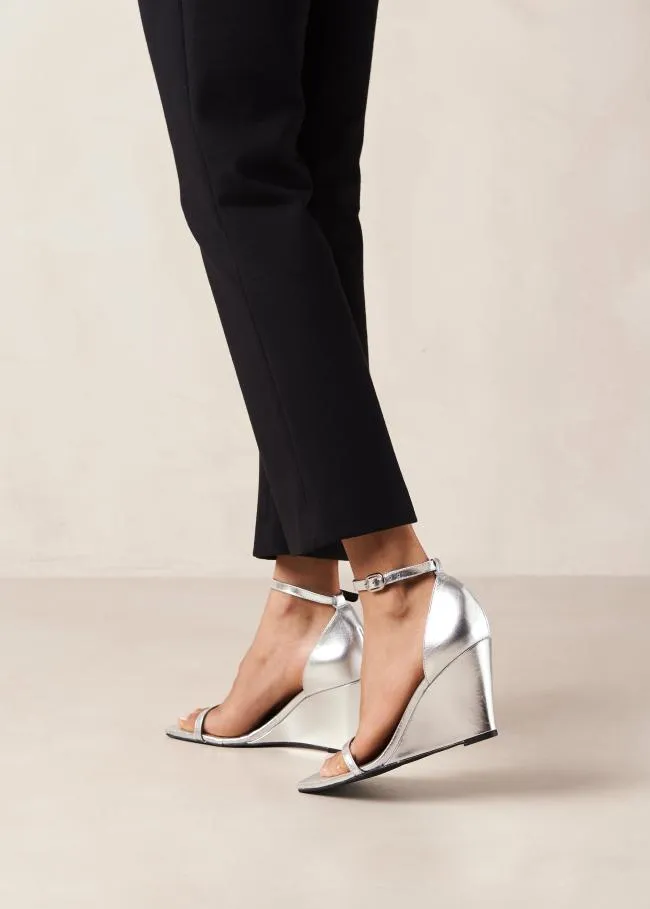 ALOHAS Sandals Gata 8211 Silver Wedge Sandals 8211 Women