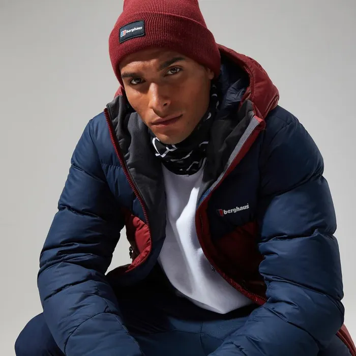 Berghaus Lightweight Urban Ronnas Reflect Jacket 8211 Dark RedDark Blue 8211 Men