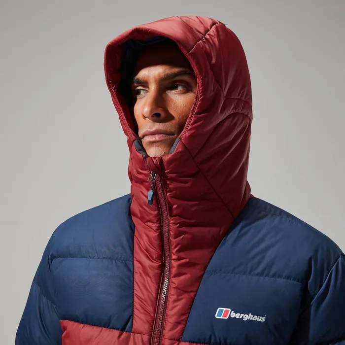 Berghaus Lightweight Urban Ronnas Reflect Jacket 8211 Dark RedDark Blue 8211 Men