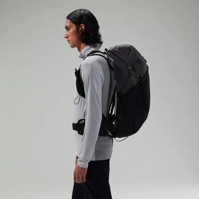 Berghaus Travel Freeflow 30L Pack GreyBlack 8211 MenWomen Berghaus Travel Freeflow 30L Pack GreyBlack 8211 MenWomen