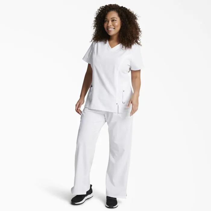 Dickies Scrubs Women039s Xtreme Stretch VNeck Scrub Top White White dwh 8211 Women Dickies Scrubs Women039s Xtreme Stretch VNeck Scrub Top White White dwh 8211 Women