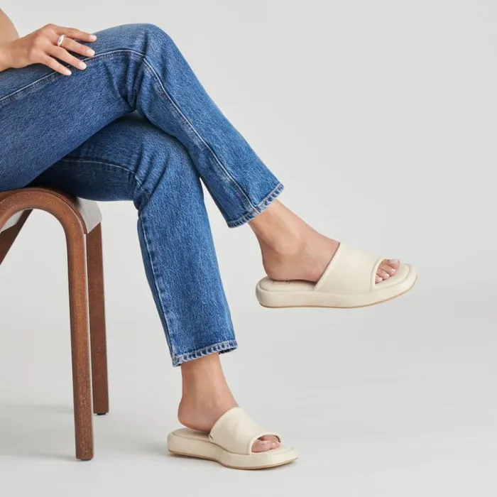 Dolce Vita Aisha Sandals Ivory Leather Women Sandals