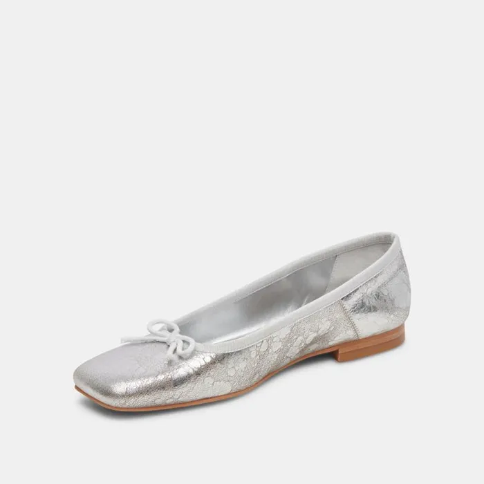 Dolce Vita Anisa Wide Ballet Flats Silver Distressed Leather Women Flats and Loafers