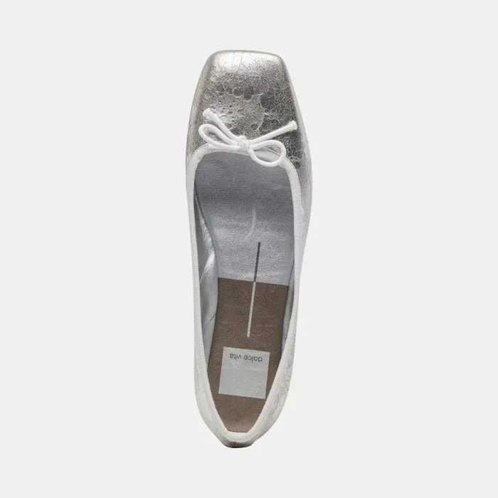 Dolce Vita Anisa Wide Ballet Flats Silver Distressed Leather Women Flats and Loafers