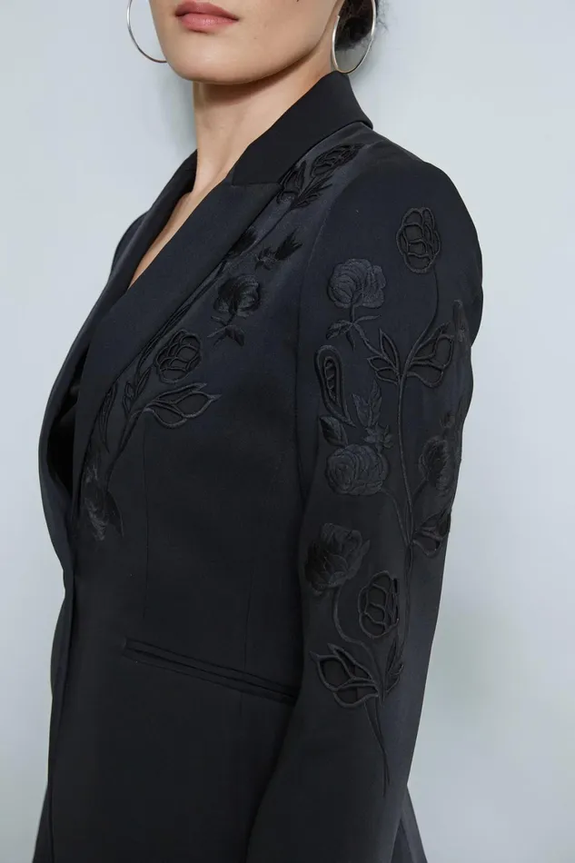 Elie Tahari Suiting Embroidered Crepe Blazer Noir 8211 Women