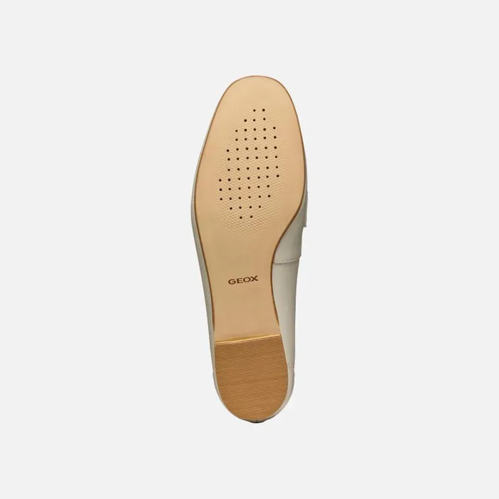 Geox Loafers LLIZIA WOMAN Papyrus Leather Loafers Papyrus 8211 Woman