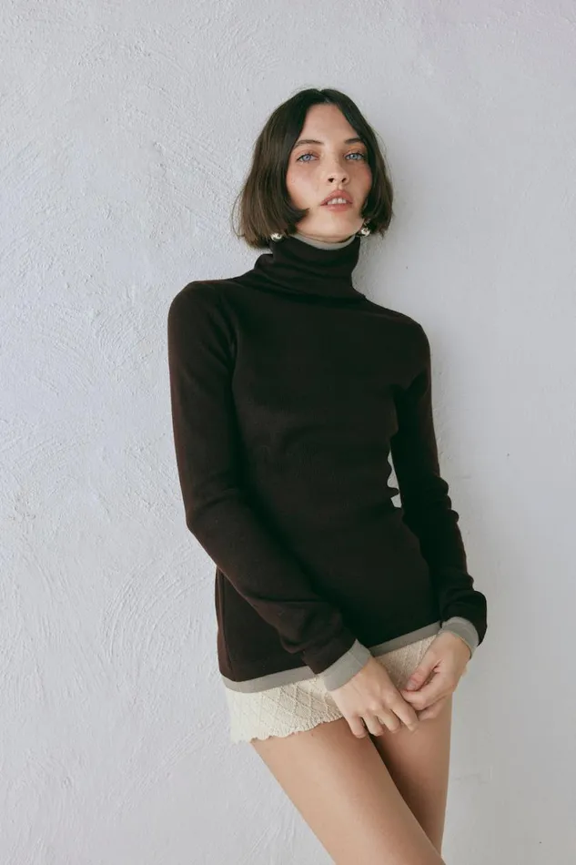 Long Sleeve Women VRG GRL Bea Knit Skivvy Chocolate
