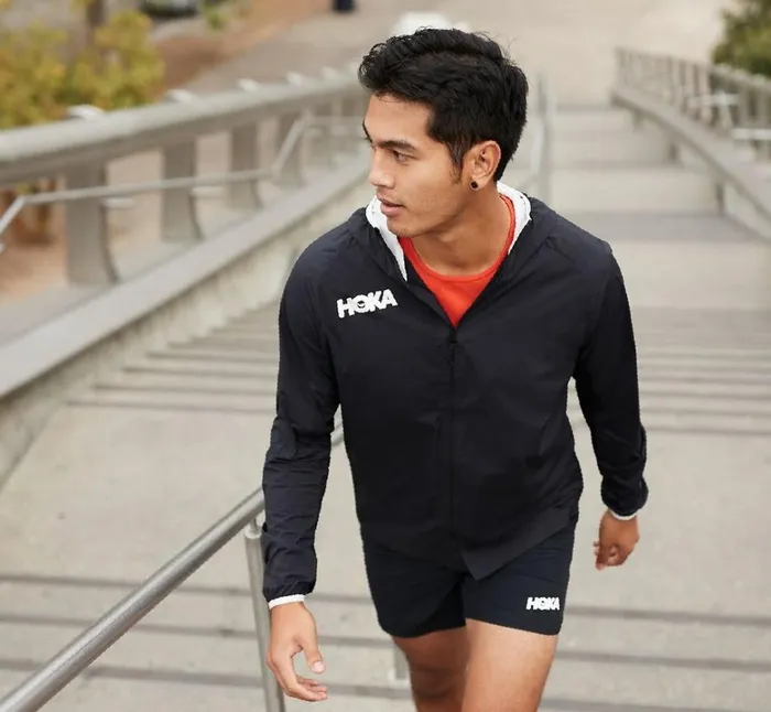 Men FullZip Wind Jacket Black HOKA ONE ONE Outerwear