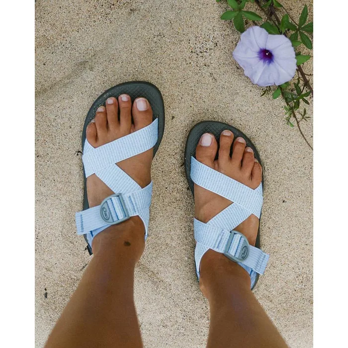 Sandals Women Chaco Mega ZCloud WideStrap Cushioned Sandal Pucker Hydrangea Sandals Women Chaco Mega ZCloud WideStrap Cushioned Sandal Pucker Hydrangea