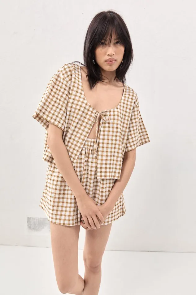 Sets Women VRG GRL The Sea and I Shorts Honey