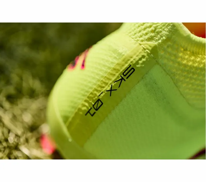 Skechers Skechers SKX 01 8211 15 ELITE FG Yellow Black Men Athletic Sneakers Skechers Skechers SKX 01 8211 15 ELITE FG Yellow Black Men Athletic Sneakers