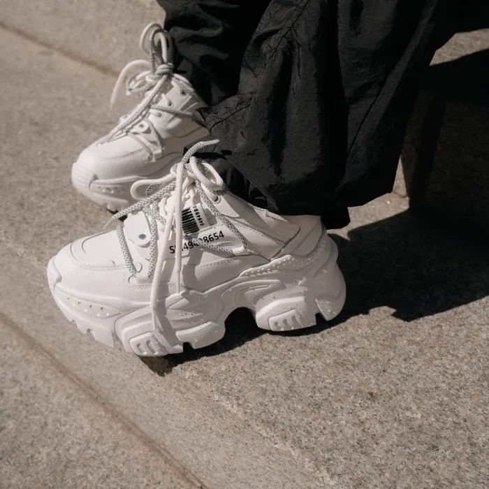 Steve Madden Troy White Leather Womens Sneakers