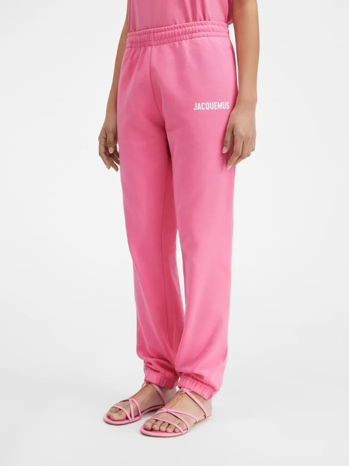 The Jacquemus Track Pants Pink WomenMen JACQUEMUS Sweatshirts and Joggings The Jacquemus Track Pants Pink WomenMen JACQUEMUS Sweatshirts and Joggings