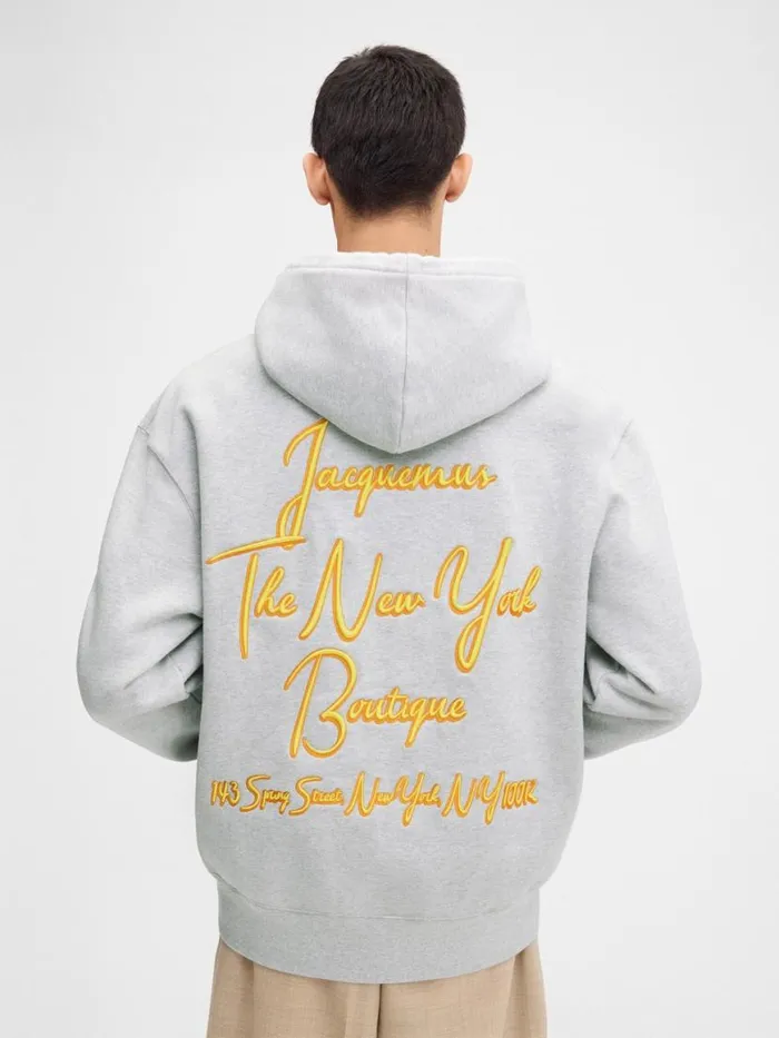 The New York Hoodie New York Adresse Grey WomenMen JACQUEMUS Sweatshirts and Joggings The New York Hoodie New York Adresse Grey WomenMen JACQUEMUS Sweatshirts and Joggings
