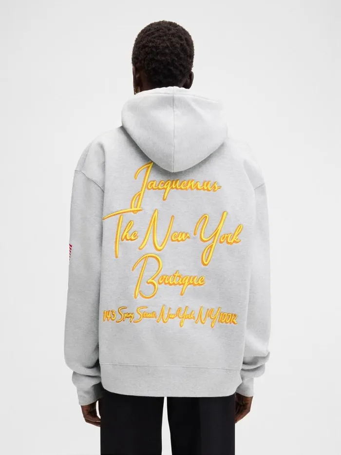 The New York Hoodie New York Adresse Grey WomenMen JACQUEMUS Sweatshirts and Joggings The New York Hoodie New York Adresse Grey WomenMen JACQUEMUS Sweatshirts and Joggings