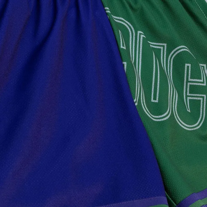 Women039s Womens Mitchell and Ness Womens Big Face Shorts 50 Milwaukee Bucks Women039s Womens Mitchell and Ness Womens Big Face Shorts 50 Milwaukee Bucks