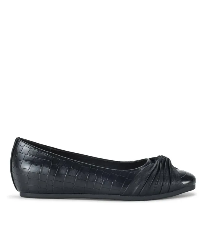 Women Baretraps Flats and Loafers Chainey Casual Flat Black Croco Women Baretraps Flats and Loafers Chainey Casual Flat Black Croco