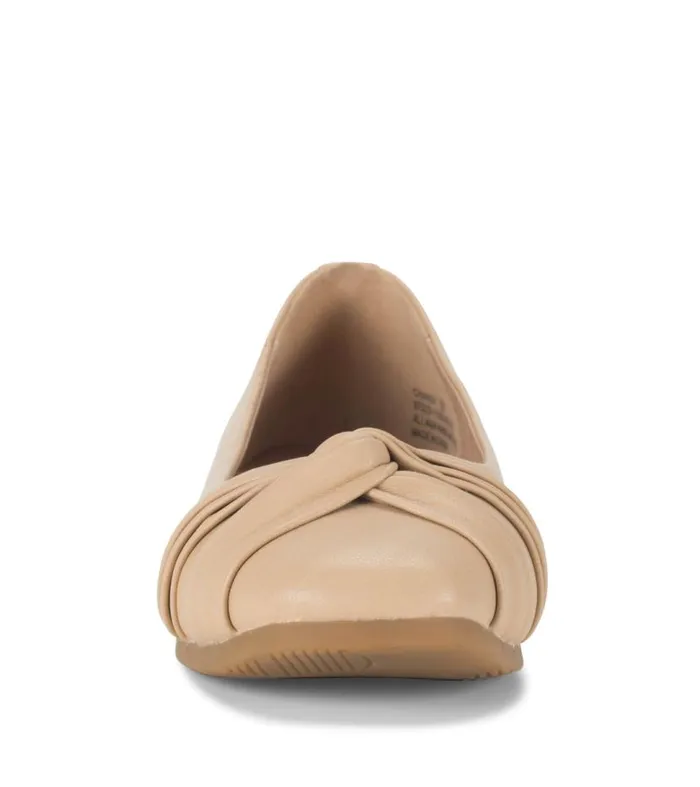 Women Baretraps Flats and Loafers Chainey Casual Flat Natural Women Baretraps Flats and Loafers Chainey Casual Flat Natural