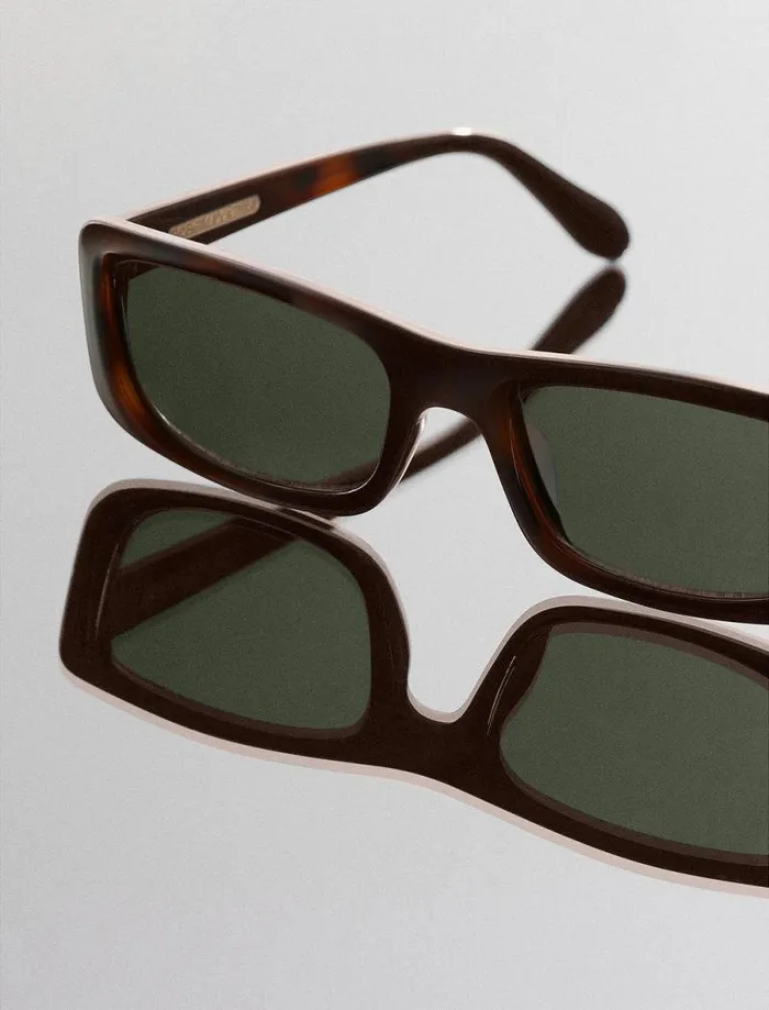 Women BCBG Sunglasses Modern Icon Rectangle Sunglasses Tort Wg15