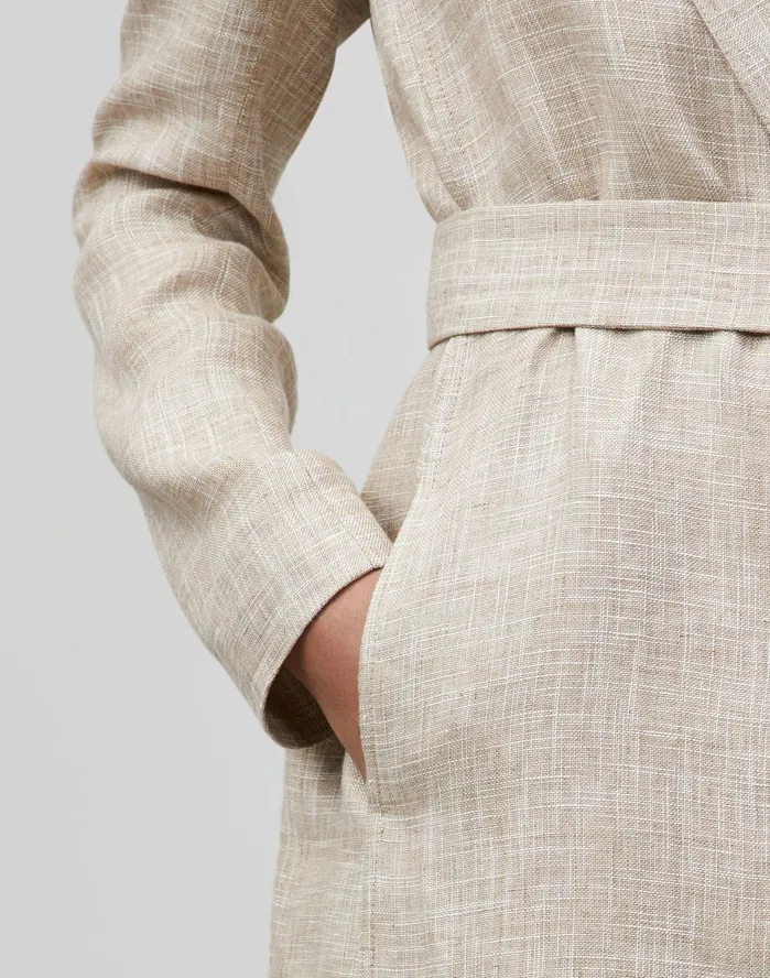 Women Lafayette 148 New York Jackets and Blazers Petite Eaton Blazer In Italian Etched Linen Honeynut Multi