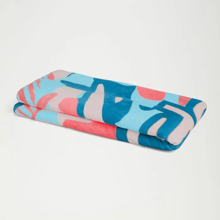 WomenMenKids Swim Accessories Speedo Printed Beach Towel PinkCoral