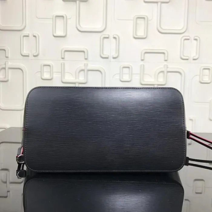 Women Neverfull Bag Louis Vuitton Louis Vuitton Neverfull MM Bag In Noir Epi Leather M54185 8211 Louis Vuitton Handbag Store
